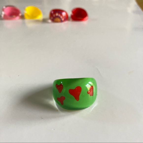 2 - Red/Green Acrylic Dome Shape Rings - Picture 2 of 3